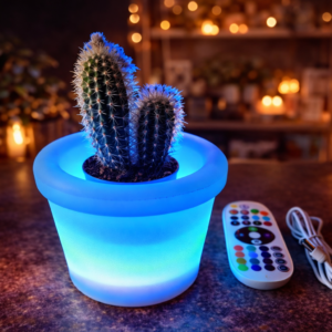 Lampka LED w kształcie doniczki